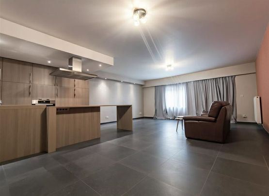 Appartement te huur in Zele - Photo 1