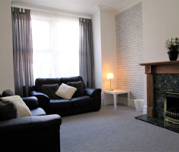 Room in a Shared House, De Lacy Mount, LS5 - Photo 1