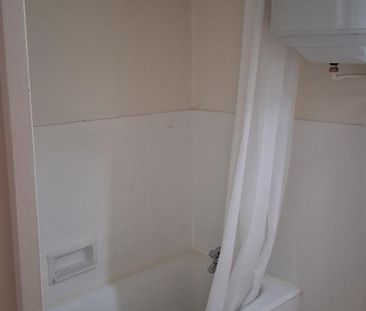 Location Appartement 1 pièce 27m² CLERMONT FERRAND 63000 - Photo 4