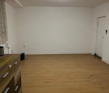 Modernisierte 1-Zimmer-Kellerwohnung im Zentrum von Rüsselsheim - Photo 4