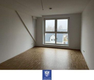 Himmlisch wohnen unterm Dach! Erstbezug mit Fußbodenheizung, EBK, V... - Photo 1