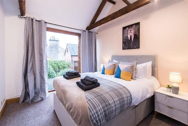 Clarendon Street - Photo 1