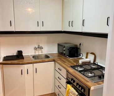 Piso de alquiler en Rambla de Sant Jordi, Centre - Photo 3