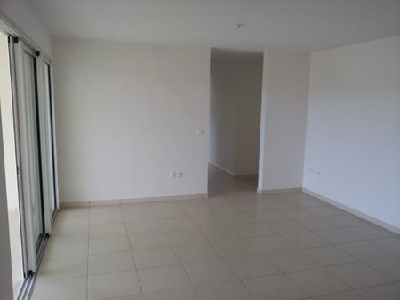 Grand appartement T3 idéalement situé près du CHU - résidence sécurisée avec acsenceur - Photo 2