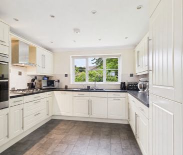 Glenrise, Station Road, Woodmancote, GL52 - Photo 6