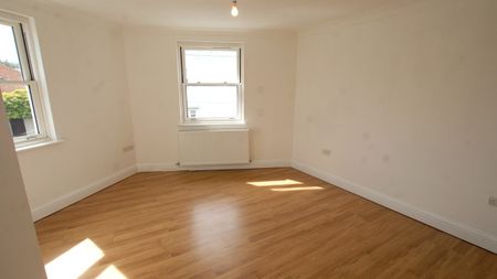 12 Norwood Road, CHELTENHAM GL502DN - Photo 3