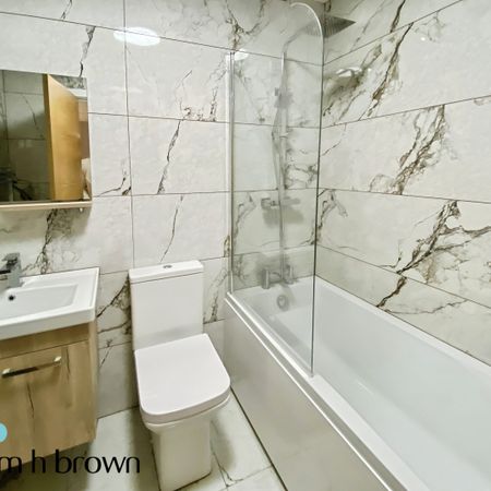 Richards Avenue, Romford - Photo 4