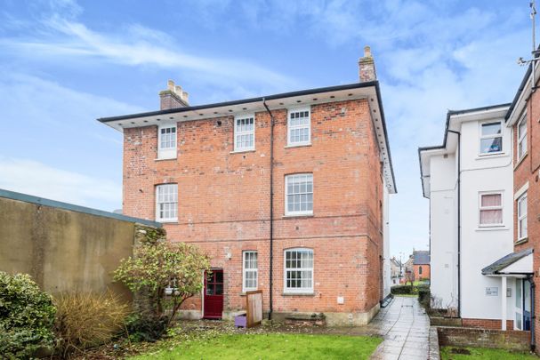 1 bedroom apartment to rent White Hart Walk, Faringdon, Oxfordshire, SN7 - Photo 1