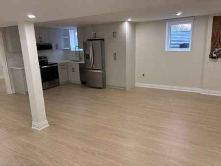 For Lease - 5316 Russell View Road Unit# Bsmnt, Mississauga, Ontario - Photo 2