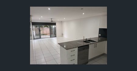 Spacious and Modern 3-Bedroom home – 1/20 Braheem Street, Morayfield - Photo 5