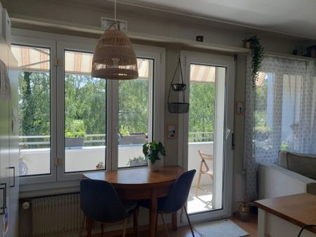 Beau studio situé au 1er étage - Photo 4