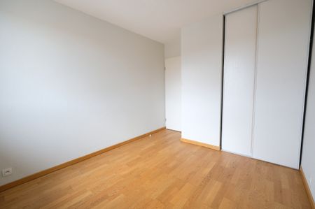 Apartment - Photo 2