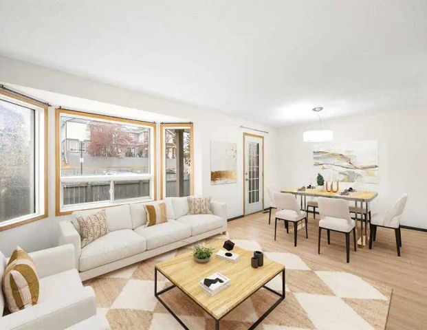 Signal Hill 3BR 3 FULL Bath End Unit Townhouse 1550sqft 2 Parking spots $2350 — 3 Bedrooms Townhouse - Photo 1