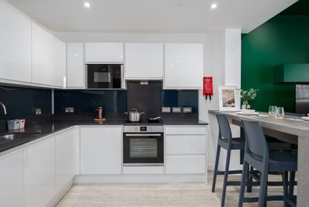 Park Street Room 2 - Photo 5