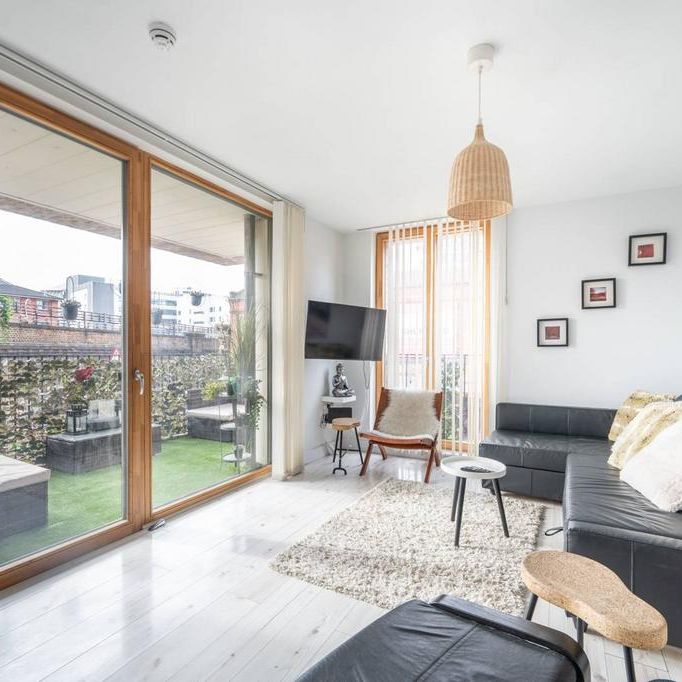 2 bedroom flat to rent - Photo 1