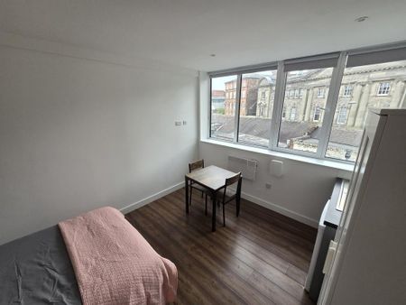 1 bedroom property to rent - Photo 2