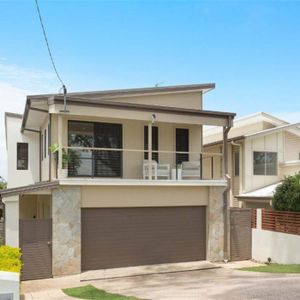 Elevated Living Meets Resort-Style Luxury in the Heart of Miami - Photo 3