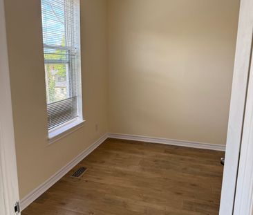 For Lease - 1529 Queen Street Unit# 1, Caledon, Ontario - Photo 5