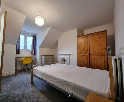 Room 5, Flat 1, 43 Mill Road, Cambridge - Photo 1