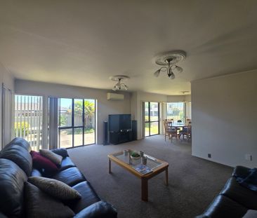 Relax on Russley - Mt Maunganui - Photo 1