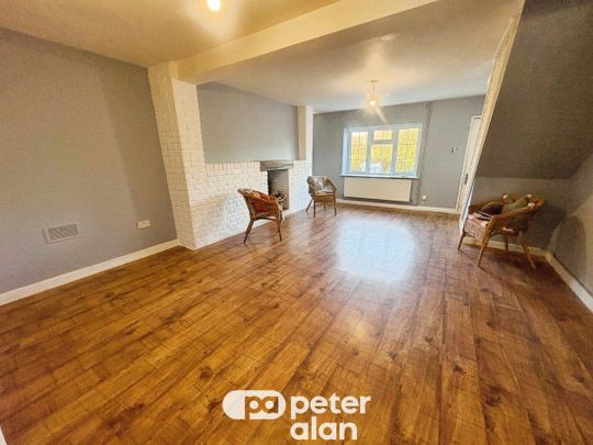 New Road, Kenfig Hill, Bridgend - Photo 1