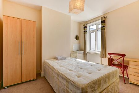 6 bedroom house to rent - Photo 4