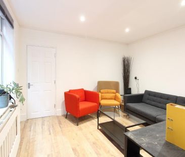 4 bedroom semi-detached house to rent - Photo 1