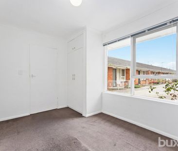 Neat & tidy, at the rear of the block - Photo 2