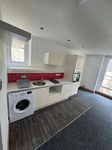 1 bedroom flat to rent - Photo 4