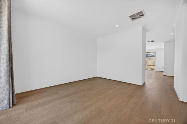 Freshly Renovated 3x1 - Photo 1