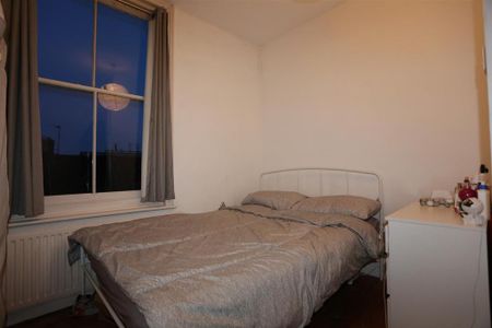 5 bedroom house to rent - Photo 2