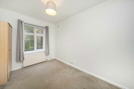Moss Hall Grove - Photo 4