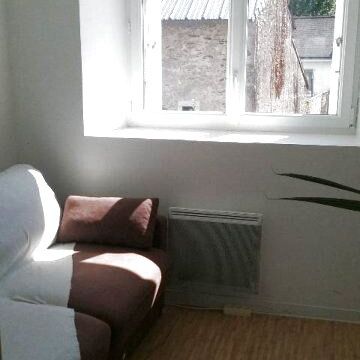 Location Appartement 1 pièce 19m² CARQUEFOU 44470 - Photo 1