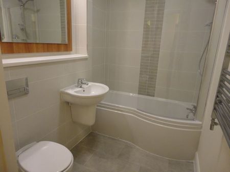 16 Sunday's Well, Bracken Park, Carpenterstown, Dublin 15 - Photo 3