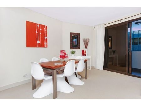 Stylish Two Bedroom Unit in the "Chocolate Factory" with Parking - Photo 2