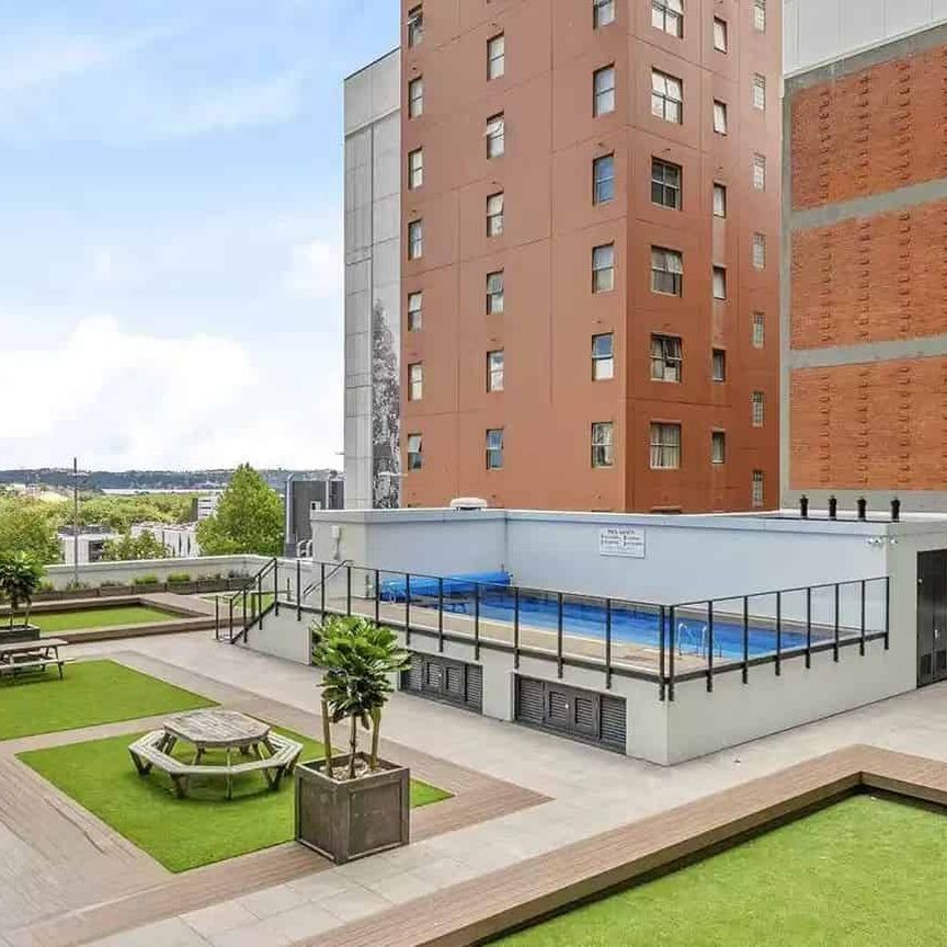 Modern City Living at Imperial Gardens - Photo 1