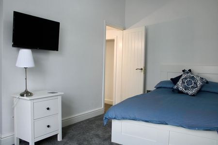 Room in a Shared House, Highfield Road, L13 - Photo 4