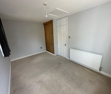 1 bedroom semi-detached house to rent - Photo 4