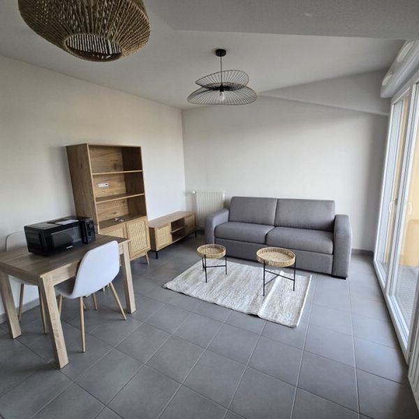 Location Appartement 1 pièce 24m² ST HERBLAIN 44800 - Photo 1