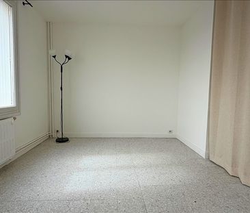 4 pièces - 71,68 m² - 7ème étage - Colocation non autorisée - Photo 1