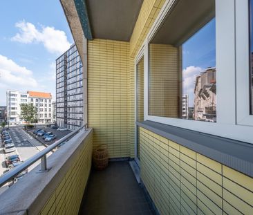 Gerenoveerd 1-slaapkamerappartement met knus balkon - Photo 1