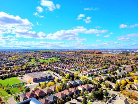 For Lease - 15 Watergarden Drive Unit# 2406, Mississauga, Ontario - Photo 3