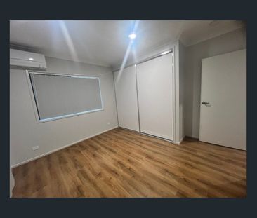 4 Bedrooms Modern & Brand new Home near Woolies - Photo 5