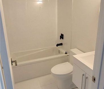 For Lease - 6065 McLEOD Road Unit# 102, Niagara Falls, Ontario - Photo 6
