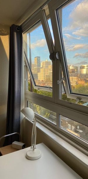 Room in a Shared Flat, Battersea Park Road, SW11 - Photo 1