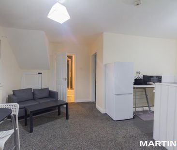 1 bedroom ground floor maisonette to rent - Photo 6