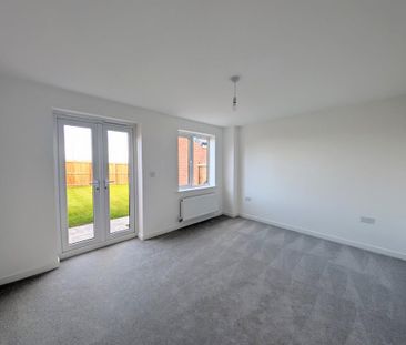 3 bedroom semi-detached house to rent - Photo 1