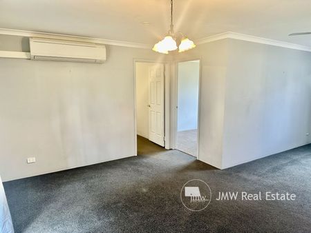 RURAL RETREAT - Photo 5