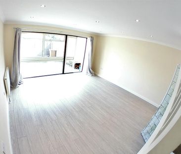 Winkley Court, South Harrow - Photo 2