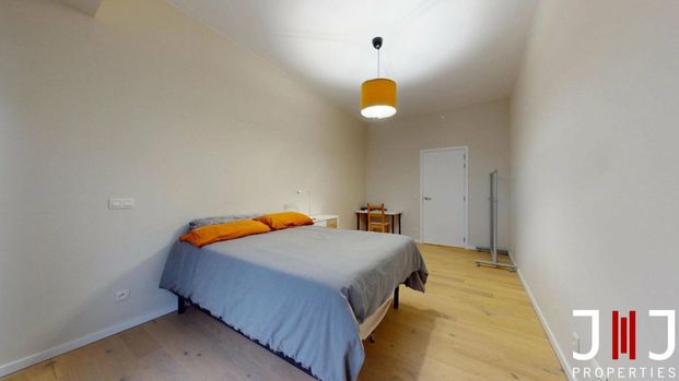 Flat for rent - Photo 1